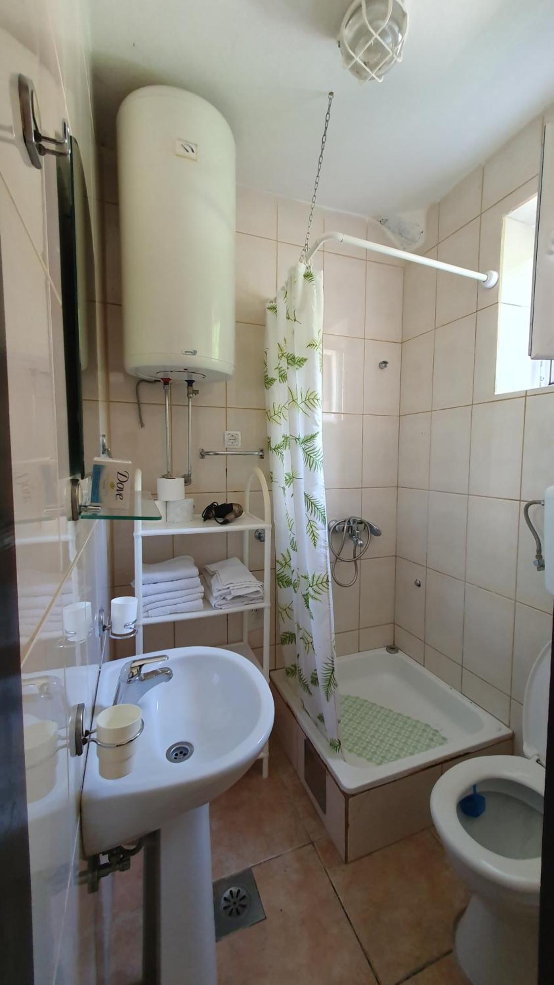 Apartments Ognjenovic Рисан Екстериор снимка