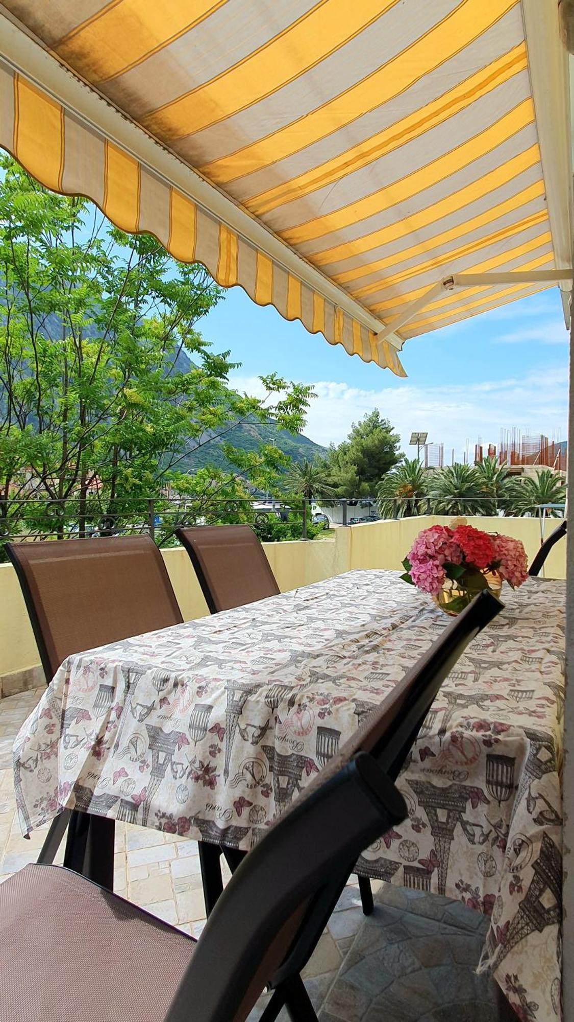 Apartments Ognjenovic Рисан Екстериор снимка