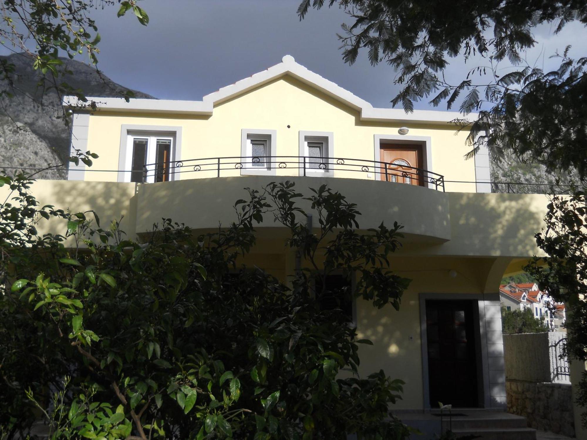 Apartments Ognjenovic Рисан Екстериор снимка